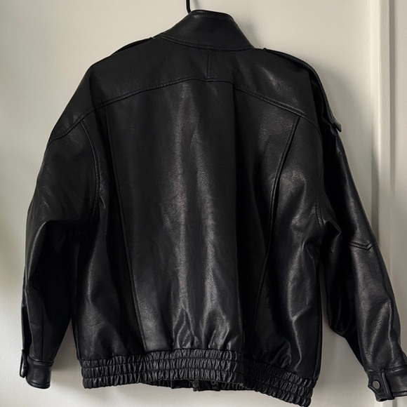 Abercrombie & Fitch Black Faux-Leather Bomber Jacket - Picture 5 of 5